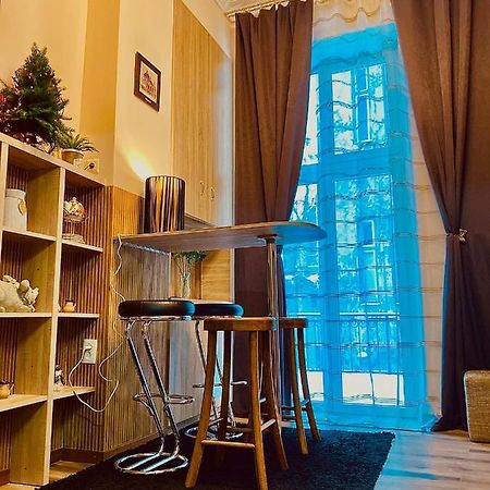 Apartment On Pekarska Street リヴィウ エクステリア 写真