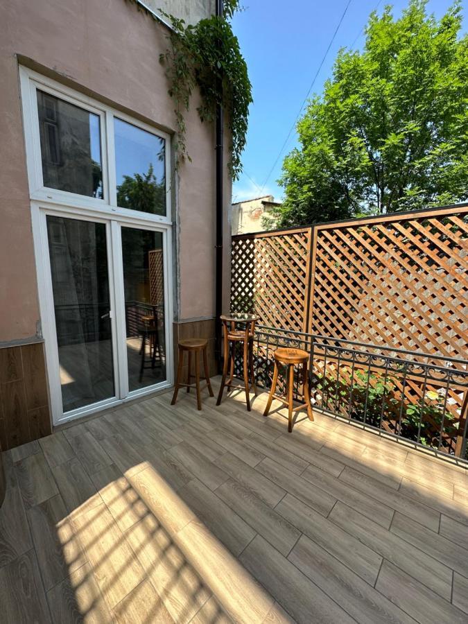 Apartment On Pekarska Street リヴィウ エクステリア 写真