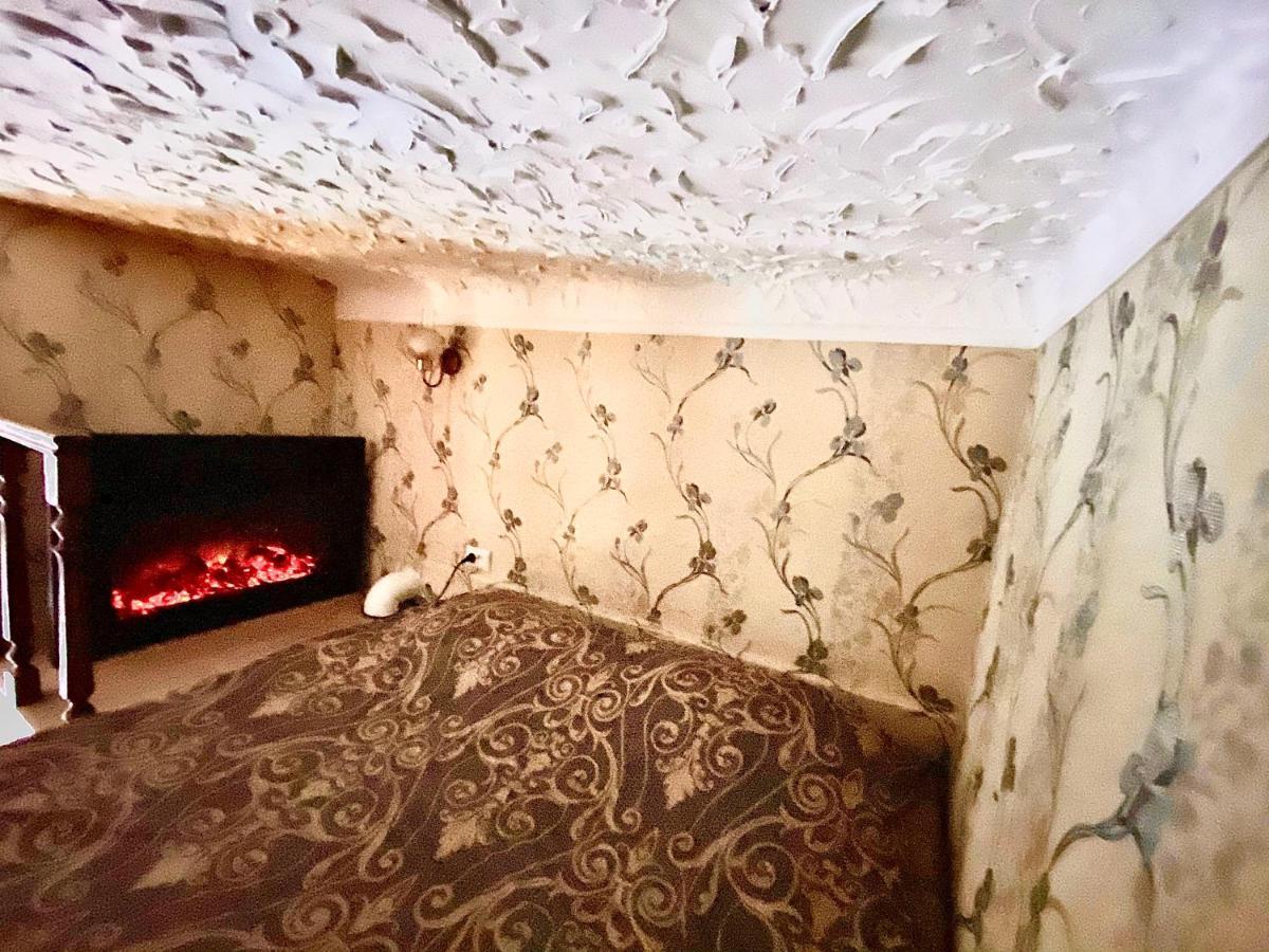 Apartment On Pekarska Street リヴィウ エクステリア 写真